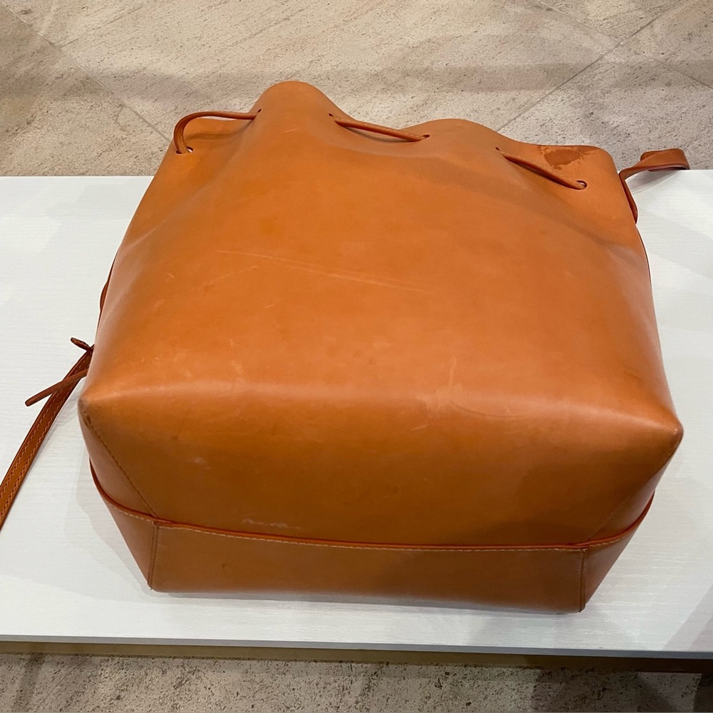 Mansur Gavriel Tan Leather Bucket Bag - Picture 7 of 9